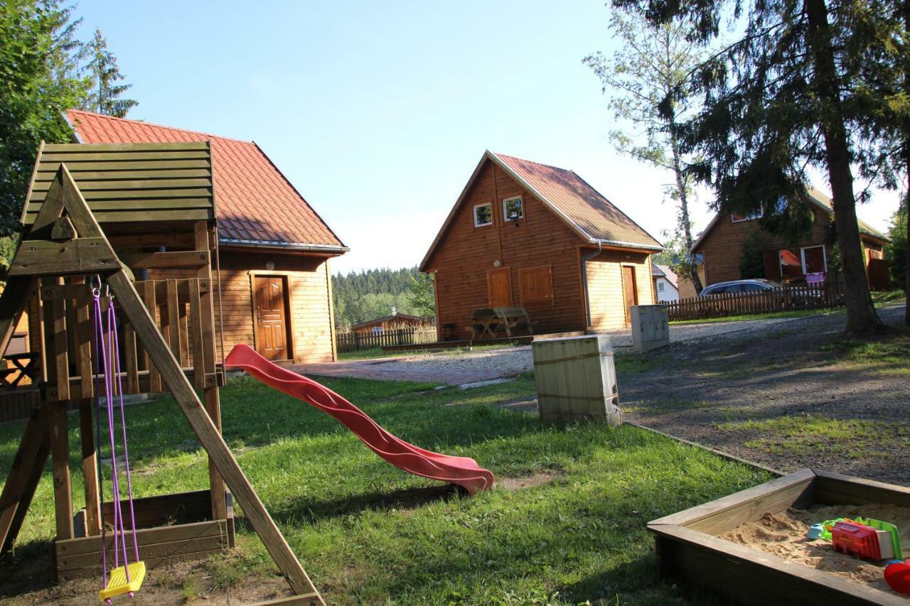 Domki Nad Jeziorem W Karlowicach Karlowice Bagian luar foto