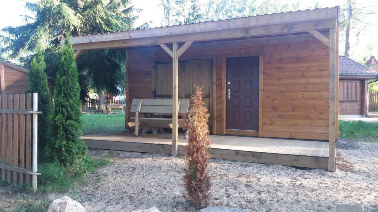 Domki Nad Jeziorem W Karlowicach Karlowice Bagian luar foto